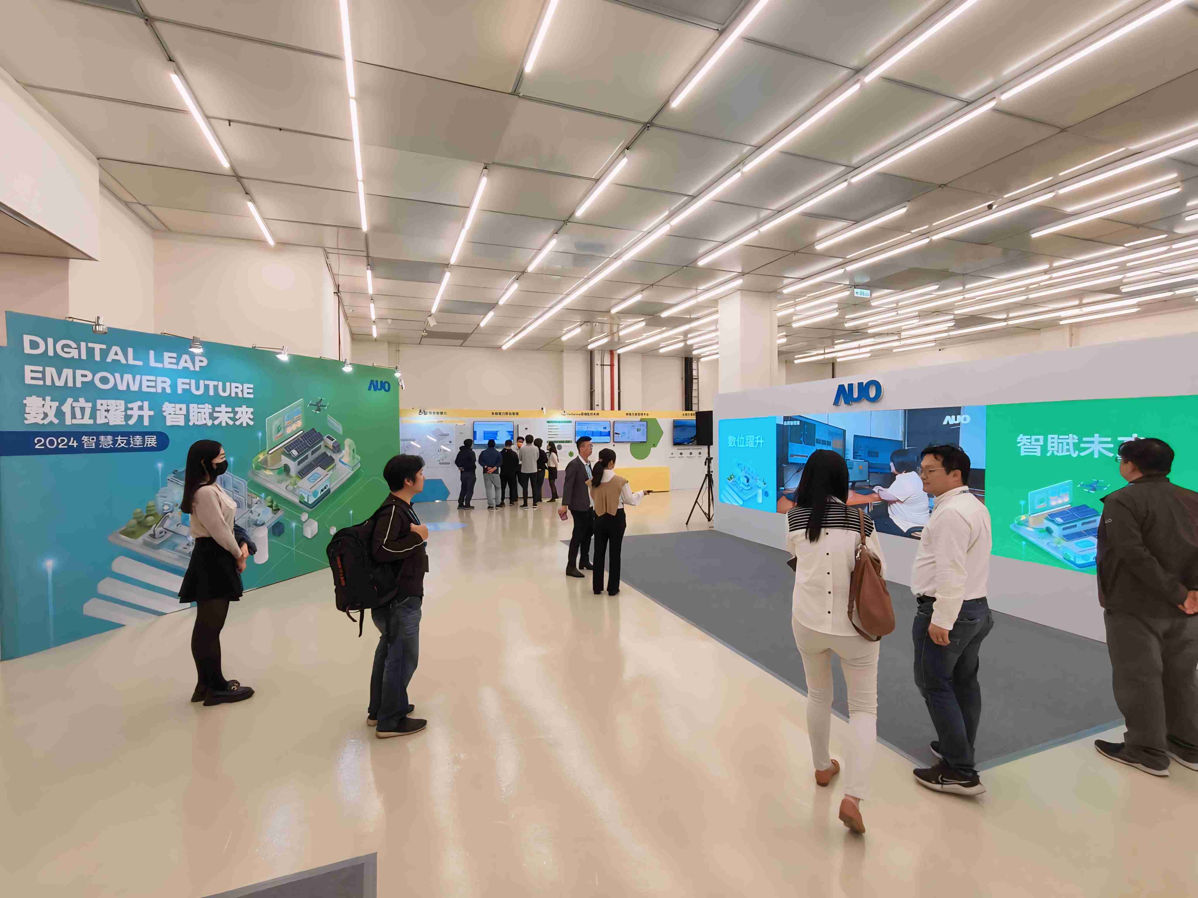 2024智能尊时凯龙展邀集生态圈伙伴共同参展，，，从数字应用、、净零减碳到能源发展，，创造全方位永续商机，，，，携手生态圈伙伴迈向永续未来